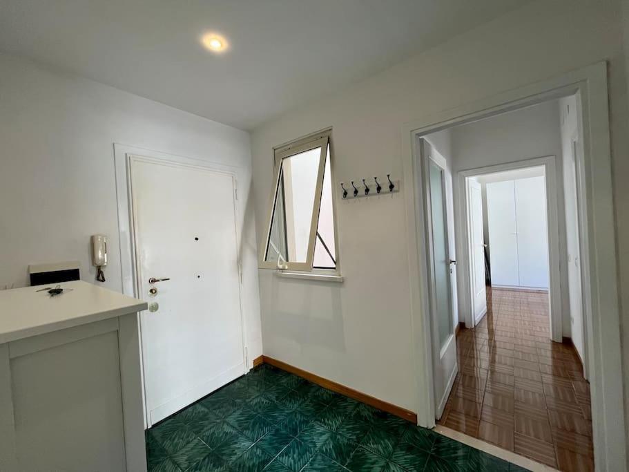 Elegante E Centrale Trilocale A Trastevere Appartamento *